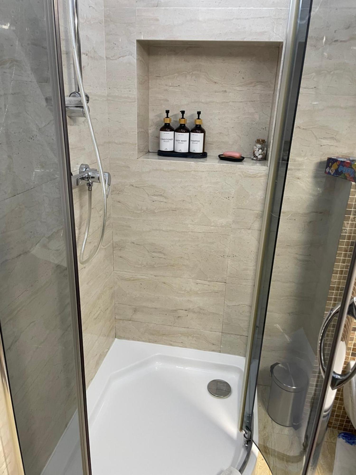 Pretty Luxury Apartament'S คลูจ-นาโปกา ภายนอก รูปภาพ