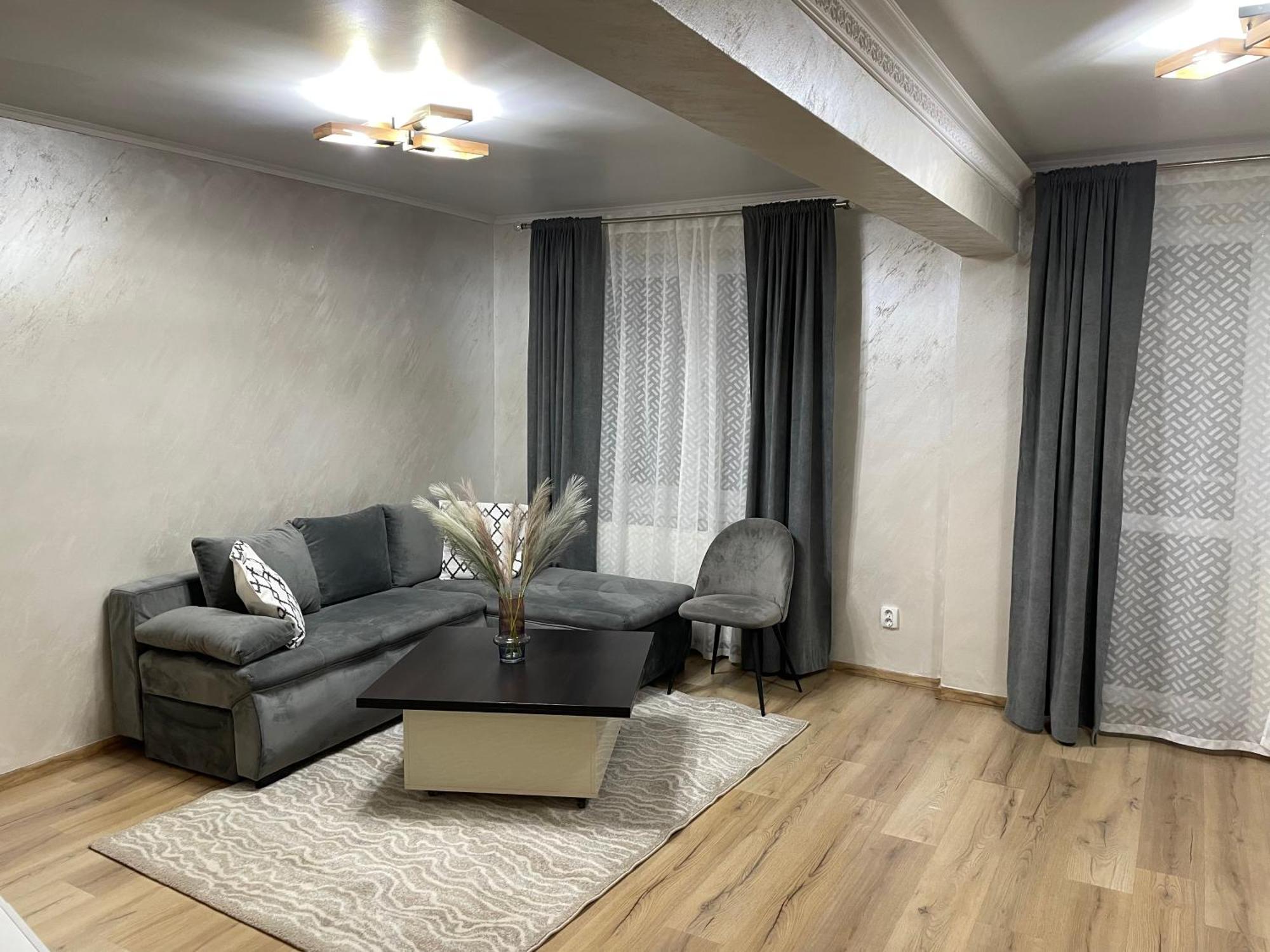 Pretty Luxury Apartament'S คลูจ-นาโปกา ภายนอก รูปภาพ