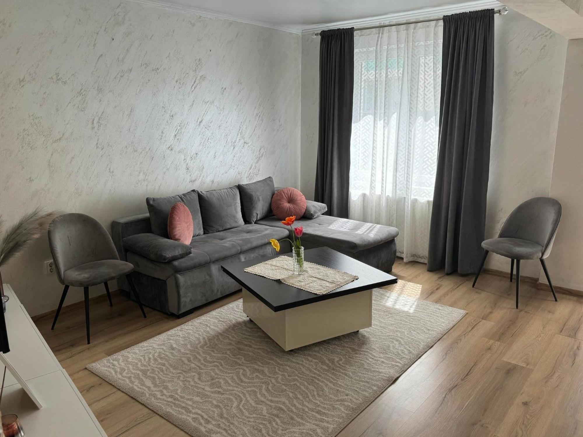 Pretty Luxury Apartament'S คลูจ-นาโปกา ภายนอก รูปภาพ