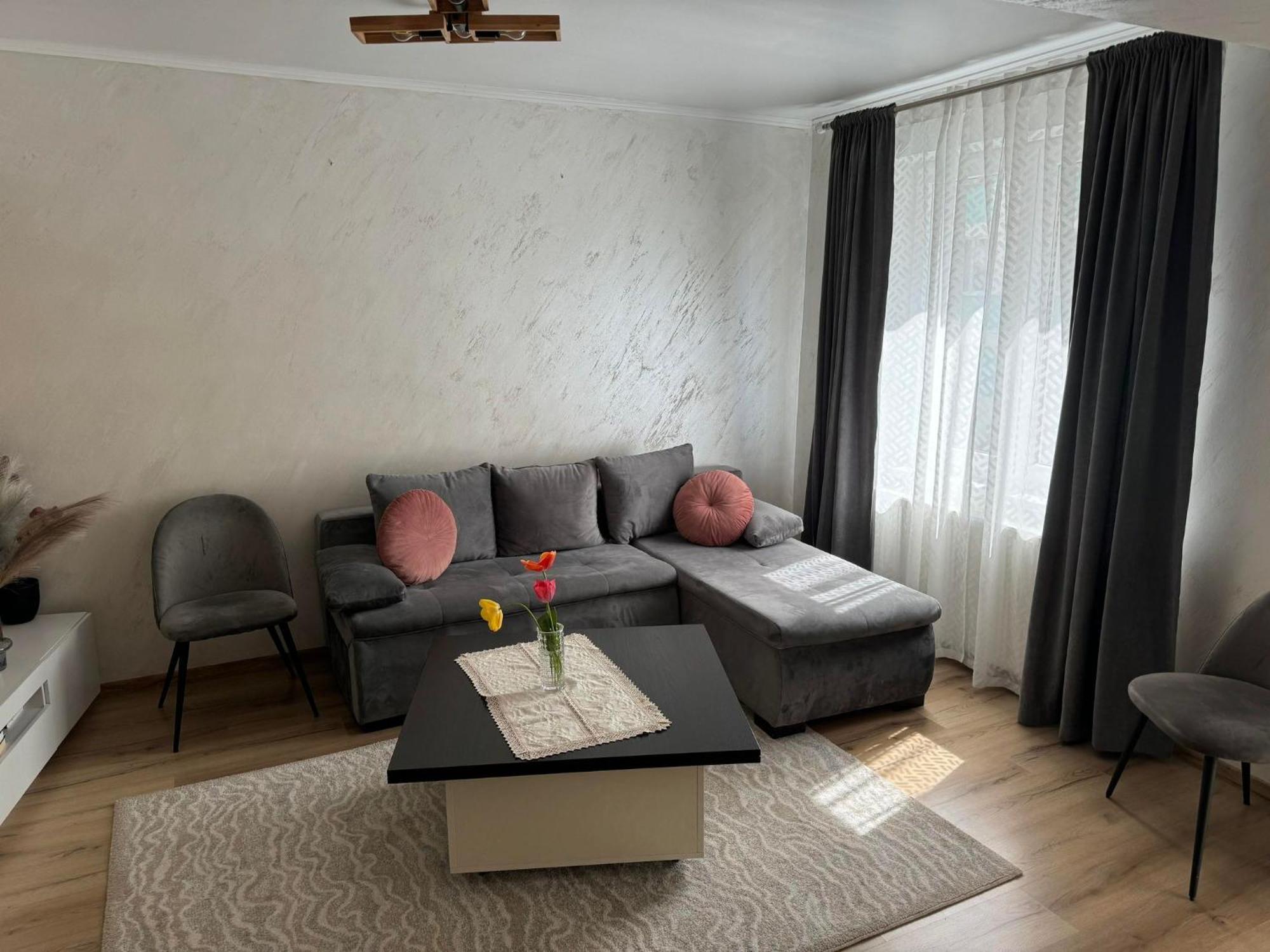 Pretty Luxury Apartament'S คลูจ-นาโปกา ภายนอก รูปภาพ